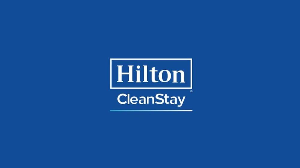 Hampton Northwest - Park 100 Hotel 3*