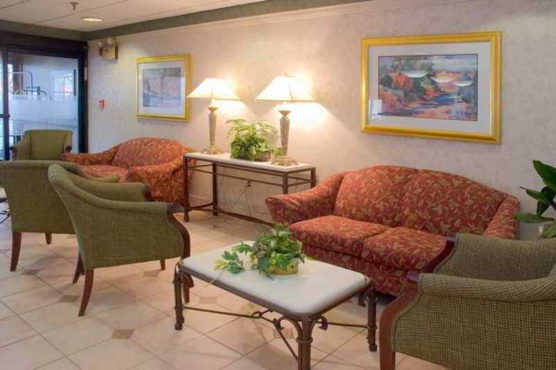 Hampton Northwest - Park 100 Hotel